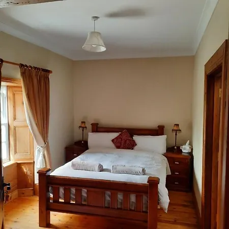 Knockaderry House לינה וארוחת בוקר 4*