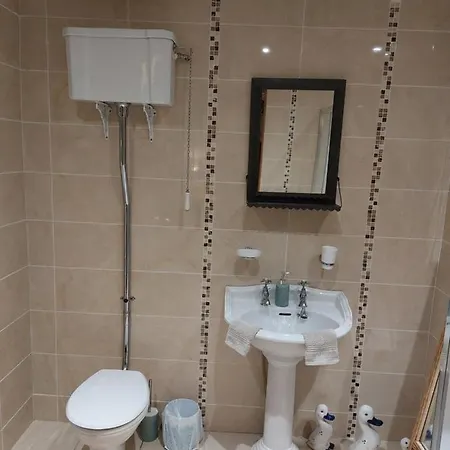 Knockaderry House Bed & Breakfast
